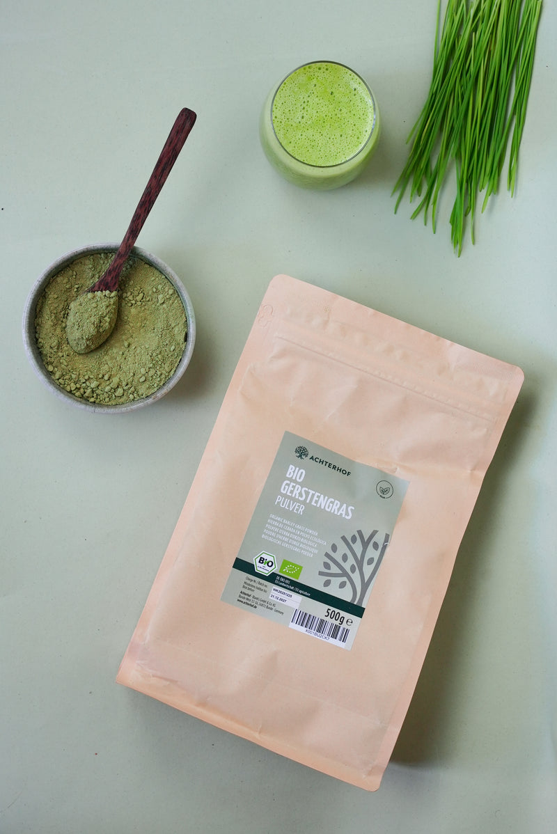 Achterhof Bio Gerstengras Pulver mit Grünem Smoothie